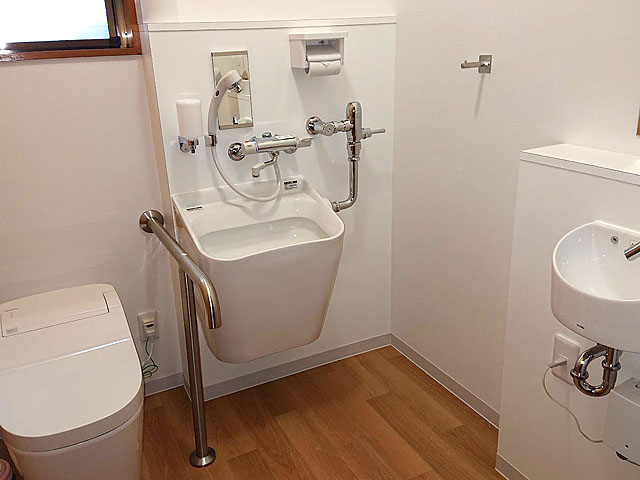 Shared Barrier-free Toilets
