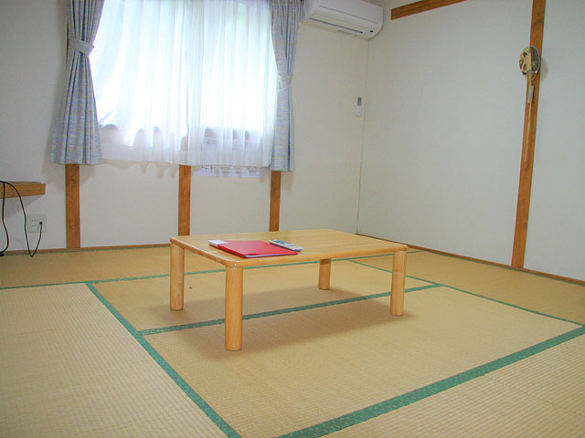 8畳和室